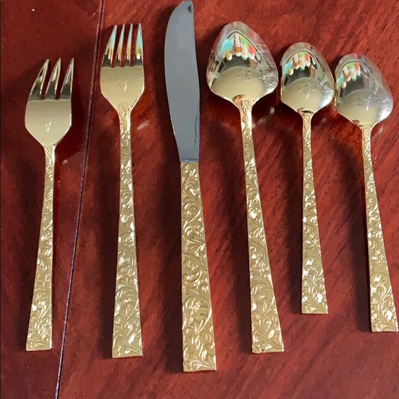 COPY - 6 piece PLACE-SETTING(s) - Picture 4 of 8